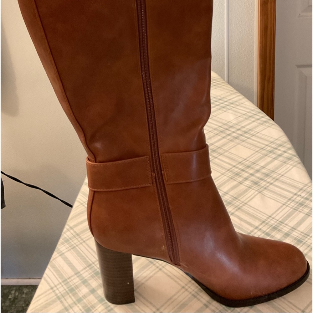 Tall brown boot